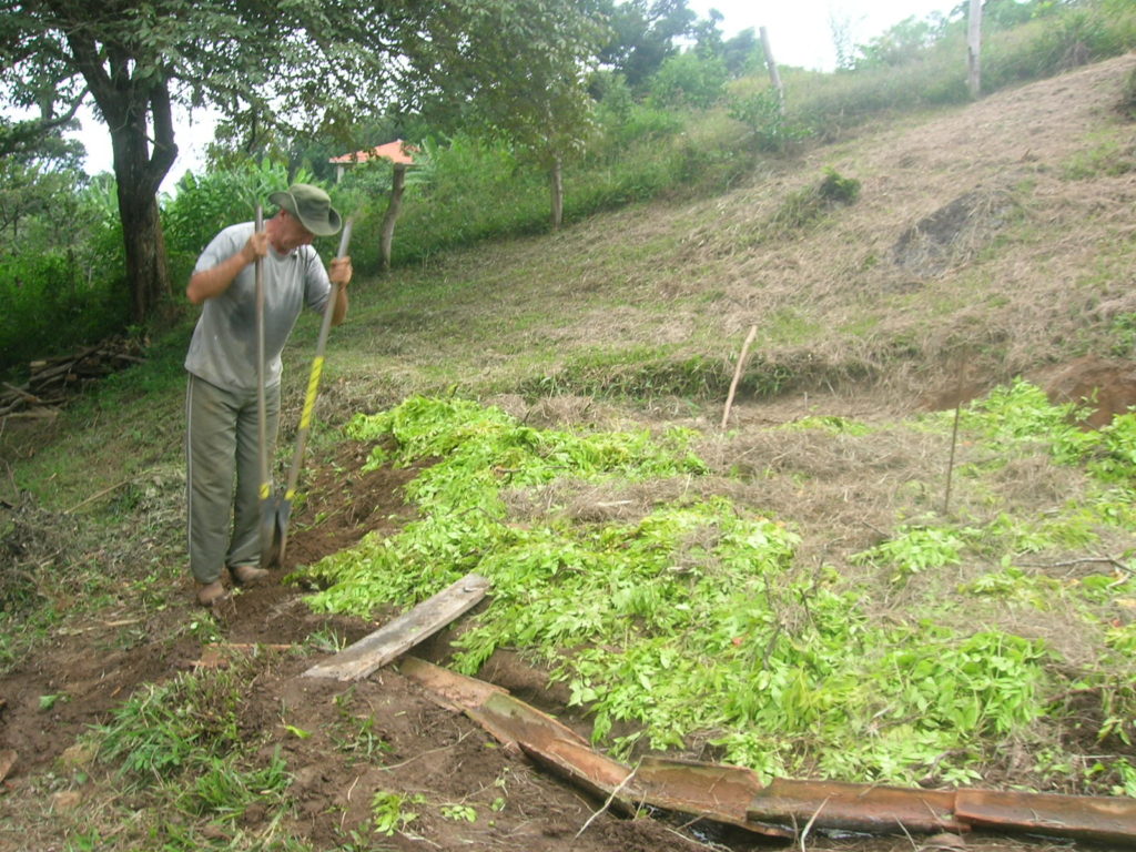 Slope and erosion protection | Photo: Maurici Tadeu